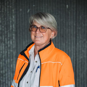 Robyn_Burns_-_Operation_Manger